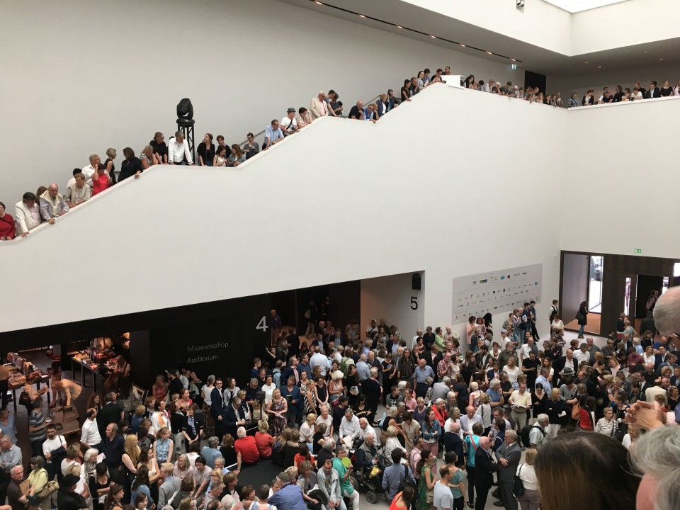 Viele nahmen an der Erffnung der Skulptur-Projekte 2017 am 10. Juni in Mnster teil - darunter auch Landrat Dr. Christian Schulze Pellengahr und sein Vorgnger Konrad Pning